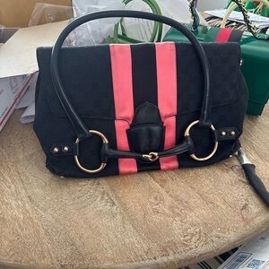 Gucci Black and Pink Shoulder Bag